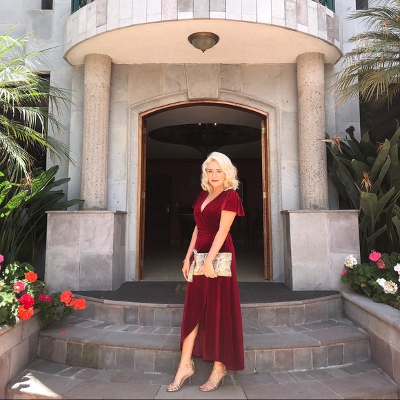 Meet your Posher, Amanda - Picture 5 of 5